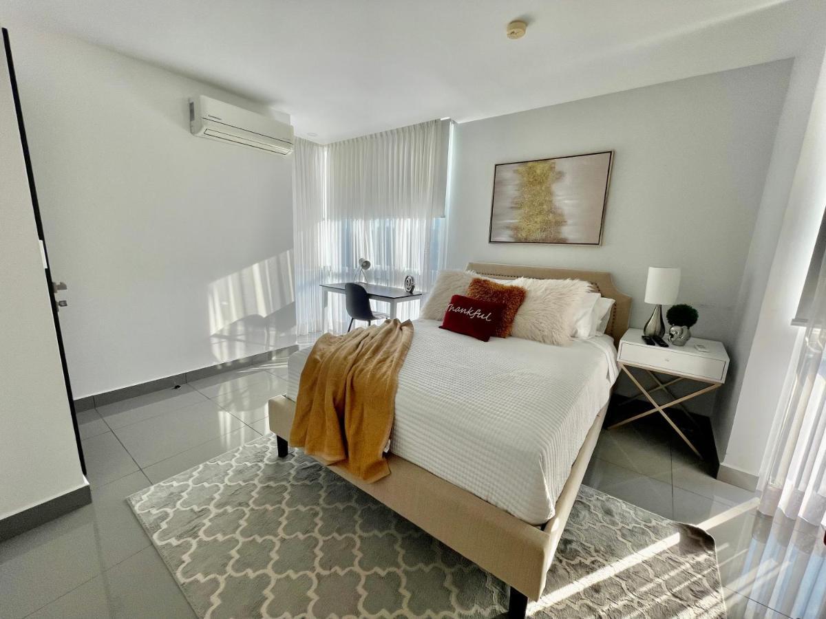 Amplio Condominio Ejecutivo Con Hermosa Vista San Pedro Sula Exterior photo